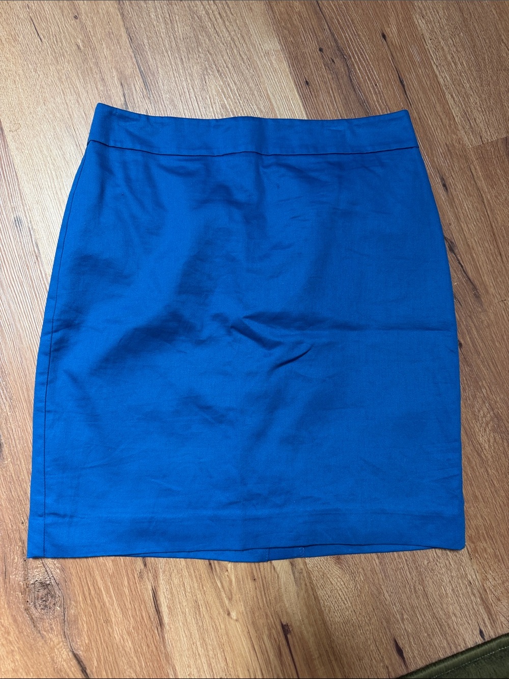 LOFT factory Cobalt Blue Pencil Skirt, size 4